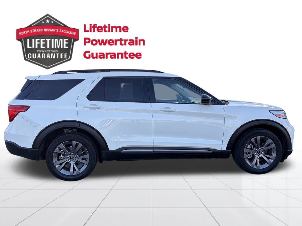 Used 2023 Ford Explorer XLT w/ Equipment Group 202A RWD image 10