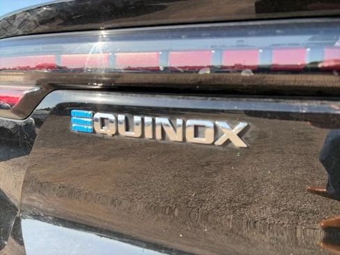 Used 2024 Chevrolet Equinox EV LT FWD image 8