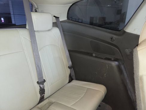 Used 2010 Chevrolet Traverse LTZ AWD/4WD image 24