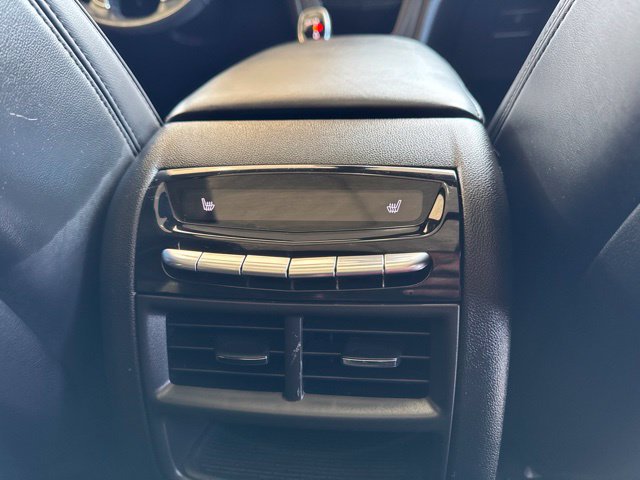 Used 2019 Cadillac XT5 Platinum AWD/4WD image 29