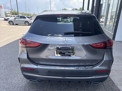 Used 2021 Mercedes-Benz GLA 250 image 2