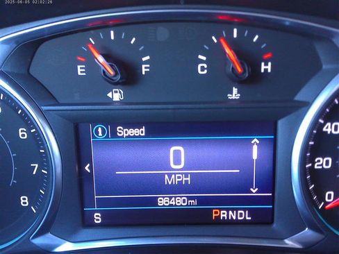 Used 2021 Chevrolet Equinox LT AWD/4WD image 14