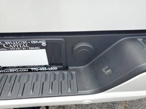 Used 2024 GMC Sierra 1500 Denali Ultimate AWD/4WD image 8