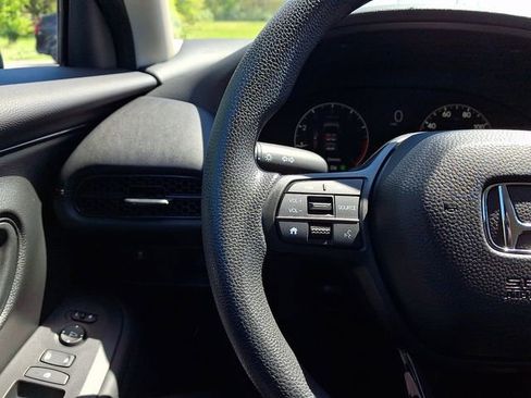 Certified 2023 Honda HR-V LX image 20