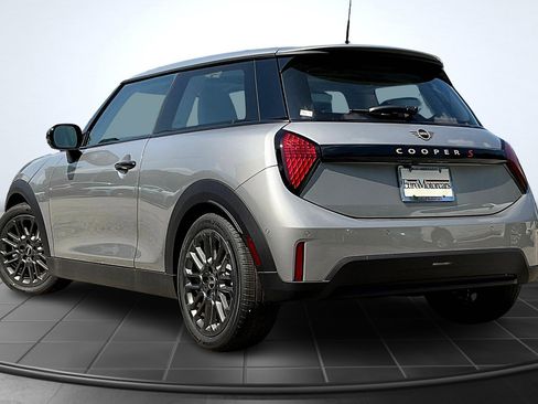 New 2025 MINI Cooper S image 3