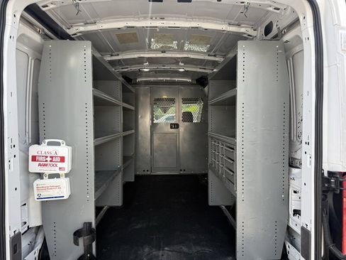 Used 2021 Ford Transit 250 Medium Roof AWD image 19