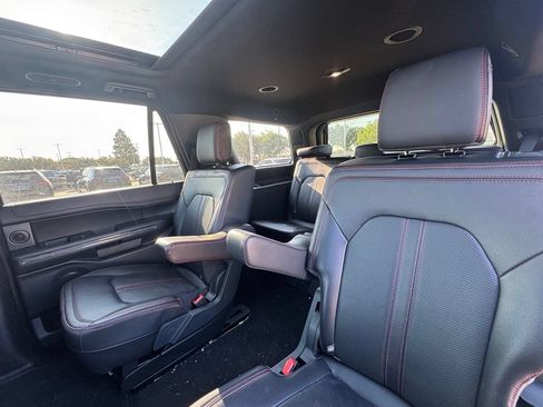 Used 2024 Ford Expedition Limited RWD image 7