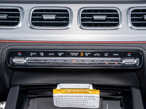 New 2025 Mercedes-Benz GLS 63 AMG 4MATIC image 22