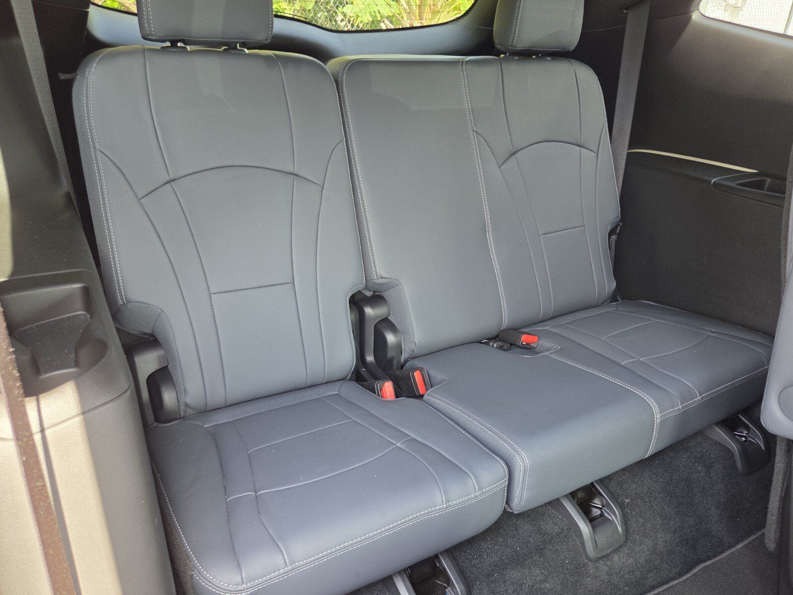 Certified 2023 Buick Enclave Essence FWD image 15