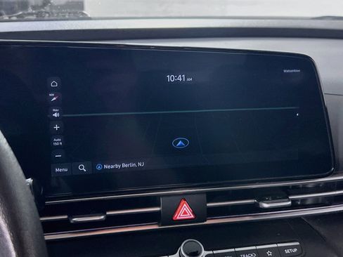 Used 2024 Hyundai Elantra SEL image 13