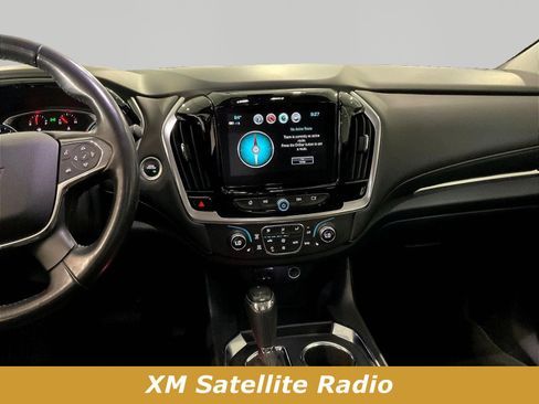 Used 2019 Chevrolet Traverse LT FWD image 9