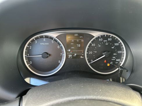 New 2025 Nissan Kicks S image 21