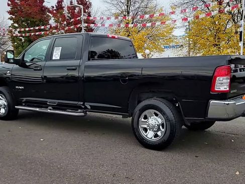 Used 2024 RAM 2500 Big Horn image 6
