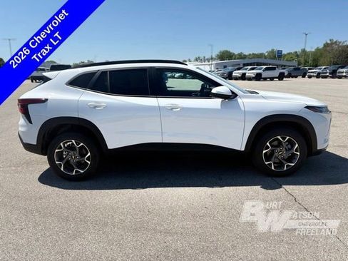 New 2026 Chevrolet Trax LT w/ Driver Confidence Package FWD image 6