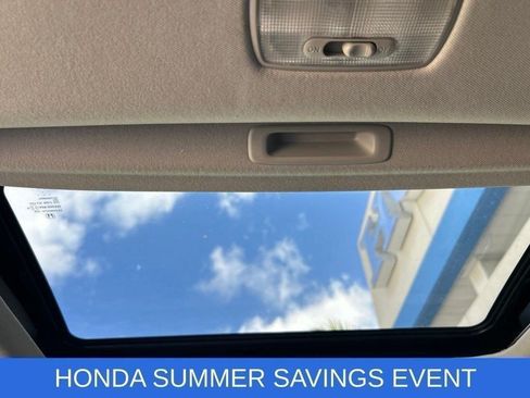Used 2017 Honda HR-V EX image 10