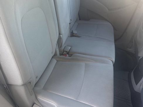 Used 2008 Hyundai Veracruz GLS image 15