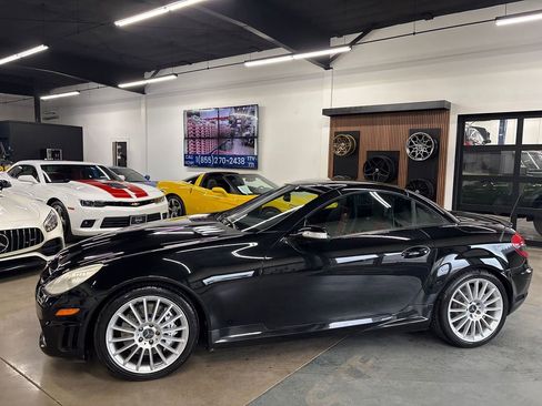 Used 2005 Mercedes-Benz SLK 55 AMG image 5