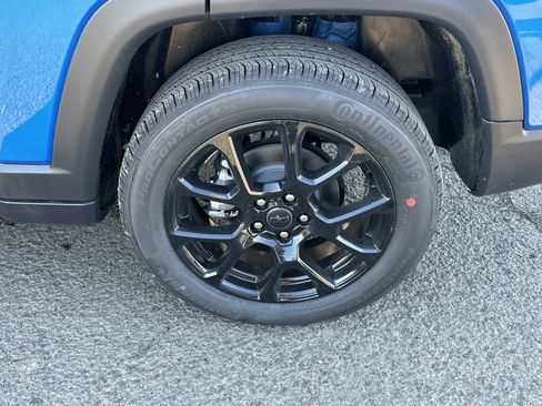 New 2026 Jeep Compass Latitude image 26