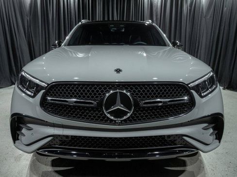 New 2026 Mercedes-Benz GLC 300 image 2