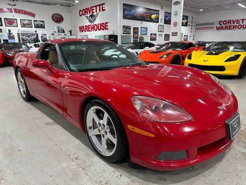 Used 2005 Chevrolet Corvette Coupe w/ Preferred Equipment Group RWD image 20