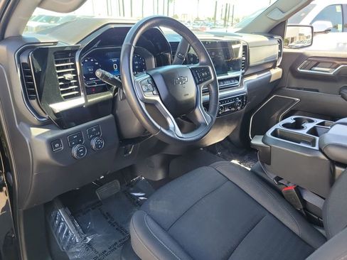 Used 2022 Chevrolet Silverado 1500 RST image 16