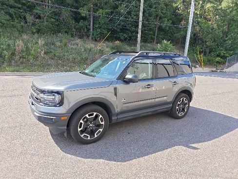 Used 2022 Ford Bronco Sport Outer Banks AWD/4WD image 6