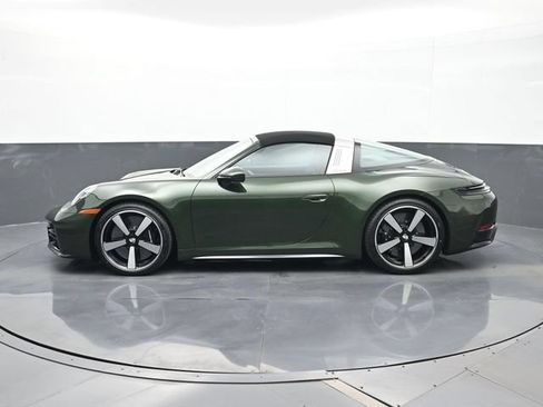 Certified 2026 Porsche 911 Targa 4S AWD/4WD image 2