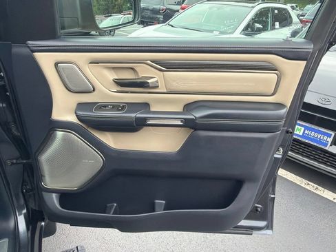 Used 2021 RAM 1500 Limited AWD/4WD image 9