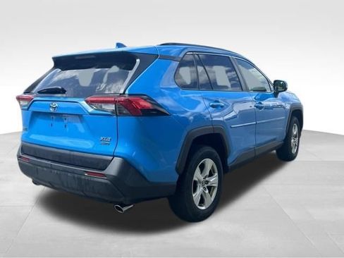Used 2019 Toyota RAV4 XLE w/ All Weather Liner Package AWD/4WD image 5