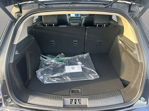 New 2026 Lincoln Corsair Premiere image 7