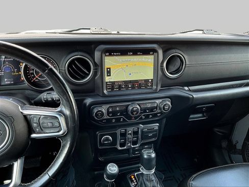 Used 2020 Jeep Wrangler Unlimited Sahara AWD/4WD image 11