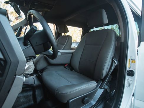 Used 2022 Ford F250 XL w/ STX Appearance Package image 15