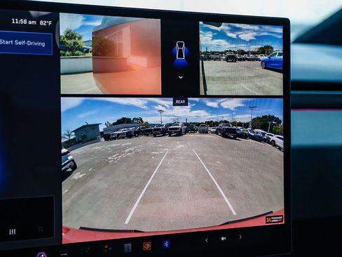 Used 2024 Tesla Cybertruck AWD Crew Cab image 24