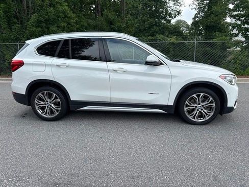 Used 2017 BMW X1 xDrive28i AWD/4WD image 4