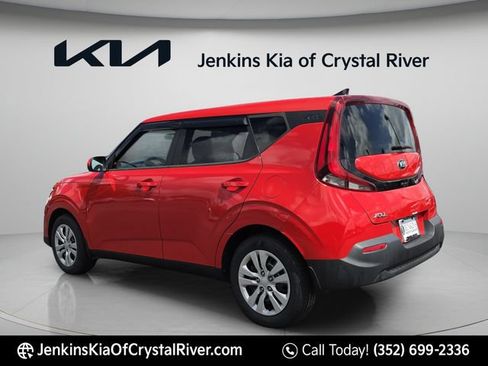 Used 2021 Kia Soul LX FWD image 11