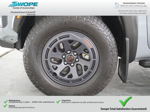 Used 2025 Nissan Frontier PRO-4X AWD/4WD image 28