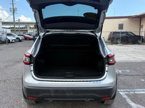 Used 2020 Nissan Rogue Sport SL w/ Premium Package FWD image 13