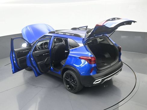 Used 2023 Kia Seltos Nightfall Edition AWD/4WD image 64