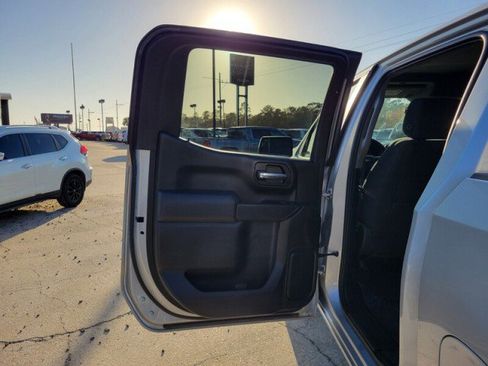 Used 2021 Chevrolet Silverado 1500 LT w/ Z71 Off-Road Package image 28