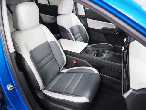 Used 2025 Honda Prologue Touring image 2