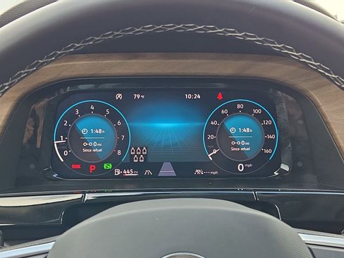 Used 2025 Volkswagen Atlas SE image 21