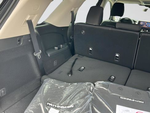 New 2026 Nissan Pathfinder SV AWD/4WD image 12