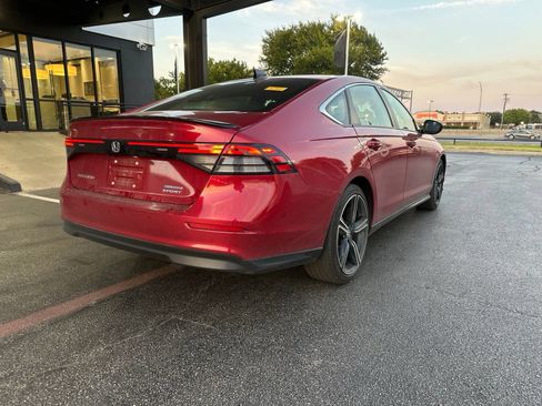 Used 2024 Honda Accord Sport image 6