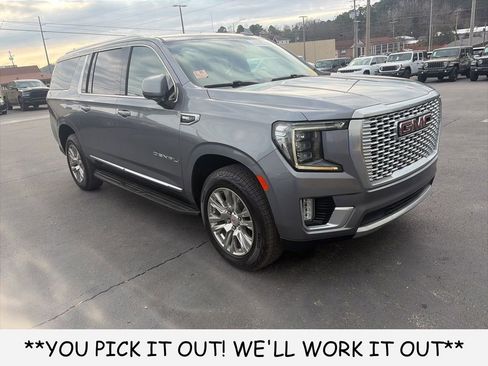 Used 2021 GMC Yukon XL Denali image 1