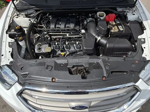 Used 2018 Ford Taurus SEL AWD/4WD image 22