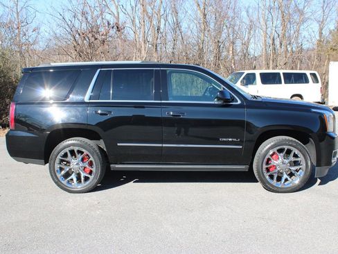 Used 2019 GMC Yukon Denali w/ Denali Ultimate Package image 10