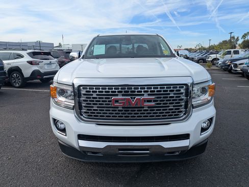 Used 2018 GMC Canyon Denali image 8