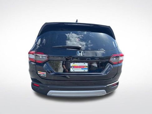 Certified 2025 Honda Pilot EX-L image 4