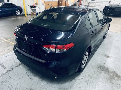 Used 2025 Toyota Corolla LE FWD image 6
