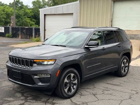 Used 2024 Jeep Grand Cherokee Limited 4xe AWD/4WD image 1